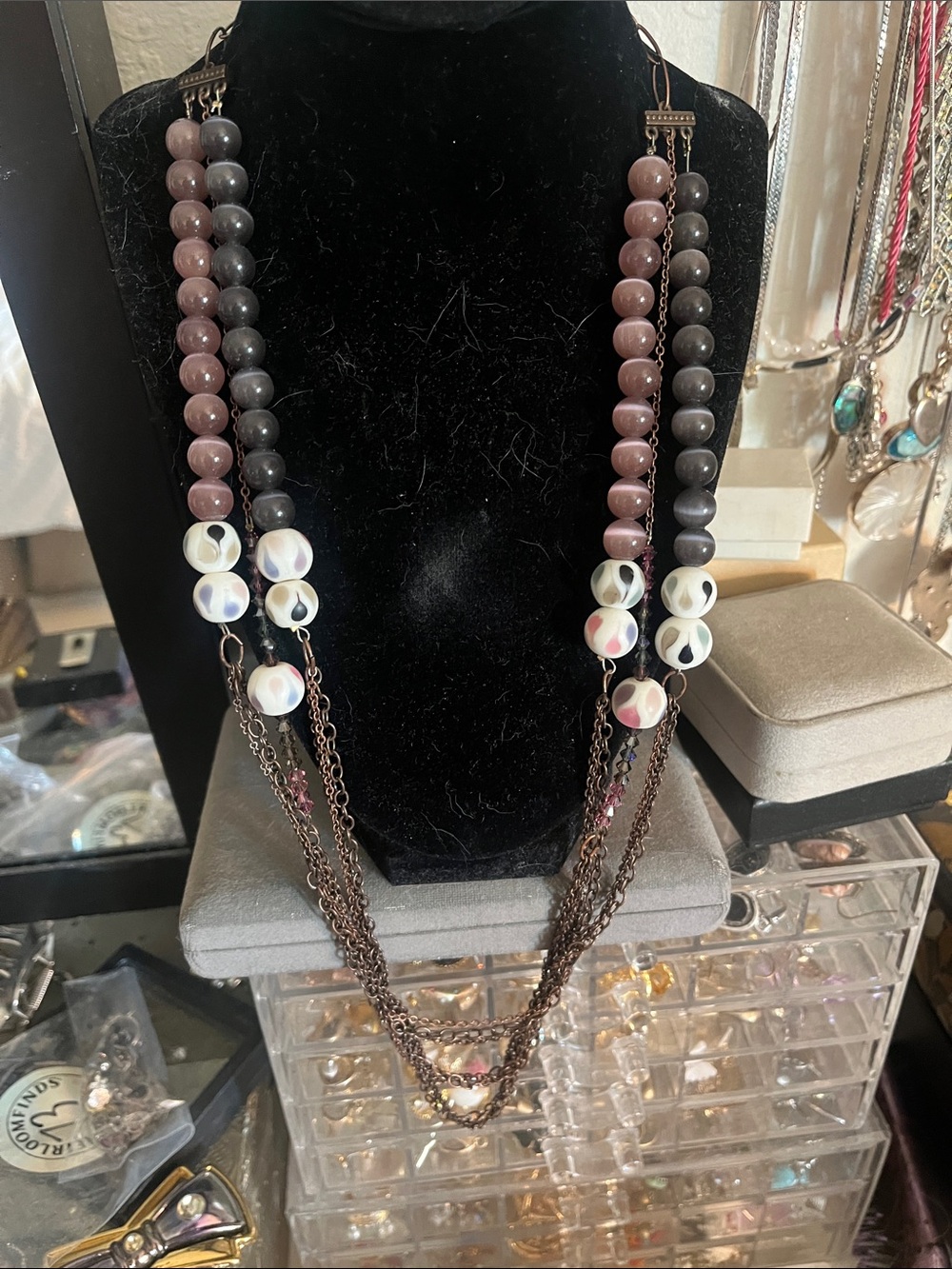 Multi-Strand Beaded Cat Eye Necklace in Mauve, Gray and White